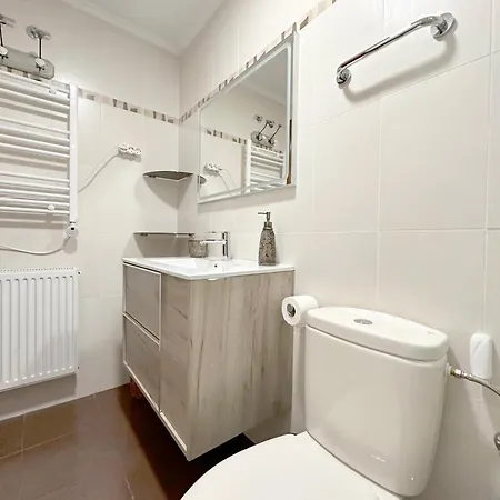 Apartamento Con Gran Terraza En El Centro Apartment *
