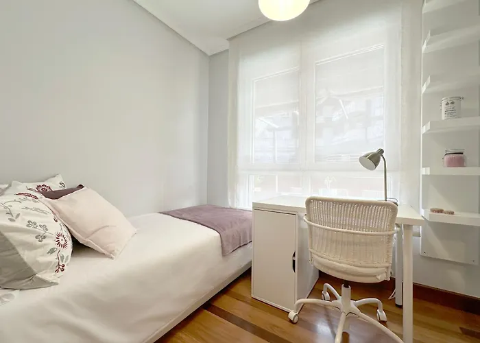 Apartamento Con Gran Terraza En El Centro קסטרו אורדיאלס