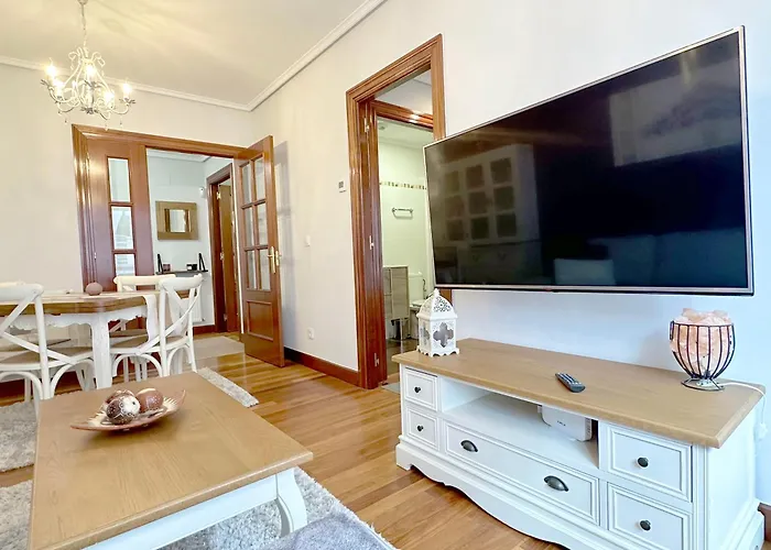 Apartamento Con Gran Terraza En El Centro Apartment *